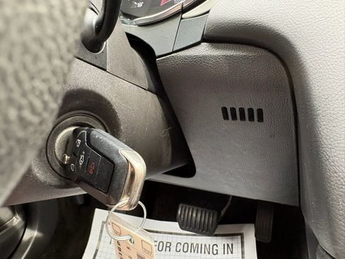 Used 2016 Ford Fusion SE image 30