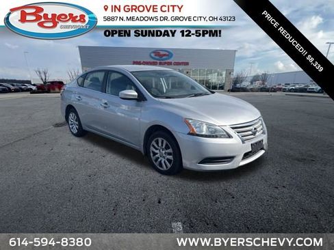 Used 2015 Nissan Sentra SV FWD image 1