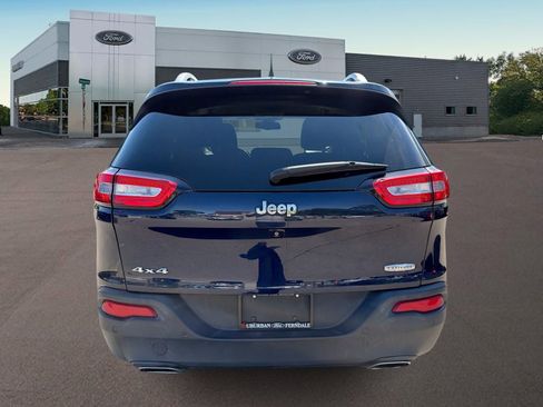 Used 2015 Jeep Cherokee Latitude w/ Comfort/Convenience Group AWD/4WD image 10