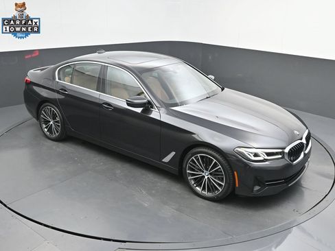 Certified 2023 BMW 540i w/ Premium Package RWD image 40