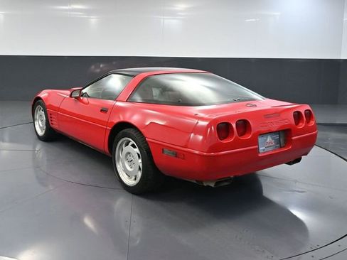 Used 1992 Chevrolet Corvette Coupe RWD image 6