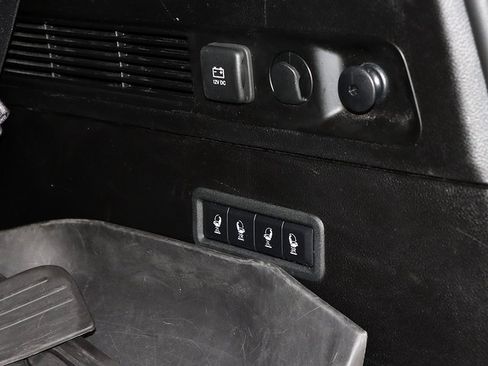 Used 2024 Jeep Wagoneer Series III image 30