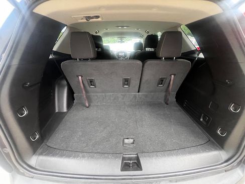 Used 2019 Chevrolet Traverse LT FWD image 15