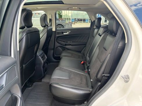 Used 2018 Ford Edge Sport w/ Equipment Group 401A AWD/4WD image 10