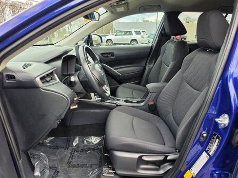 Used 2022 Toyota Corolla Cross LE AWD/4WD image 21