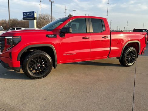 Used 2023 GMC Sierra 1500 Pro w/ Graphite Edition image 6