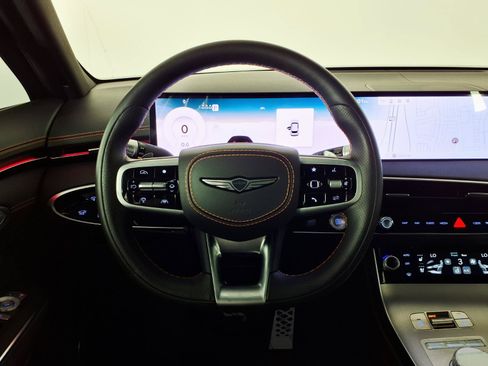 Certified 2026 Genesis GV70 3.5T Sport Advanced AWD/4WD image 15