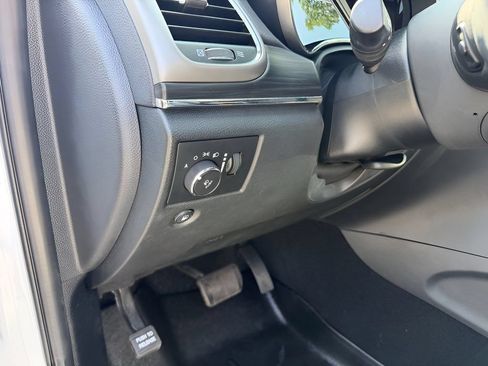 Used 2020 Jeep Grand Cherokee Limited AWD/4WD image 23
