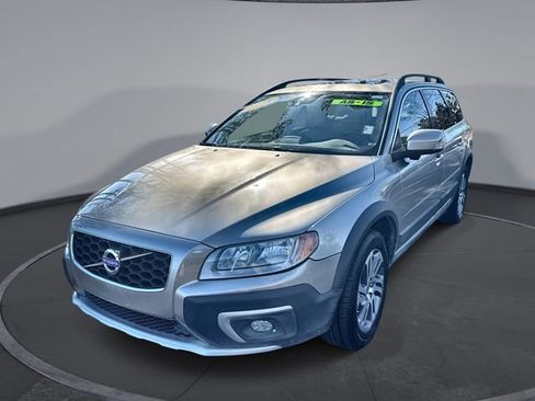 Used 2015 Volvo XC70 T5 Premier image 1