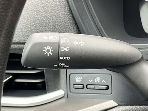 Used 2025 Toyota Grand Highlander FWD image 42