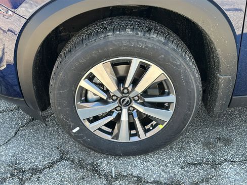 New 2026 Nissan Pathfinder SL AWD/4WD image 6