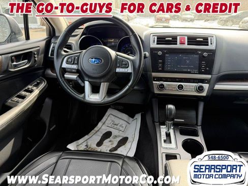 Used 2017 Subaru Outback 2.5i Limited image 6