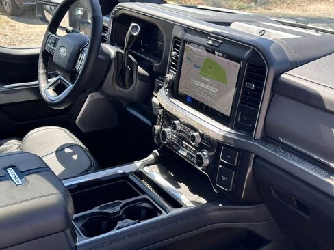 New 2025 Ford F350 Platinum w/ FX4 Off-Road Package image 11