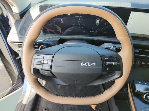 New 2026 Kia EV6 Wind RWD image 33