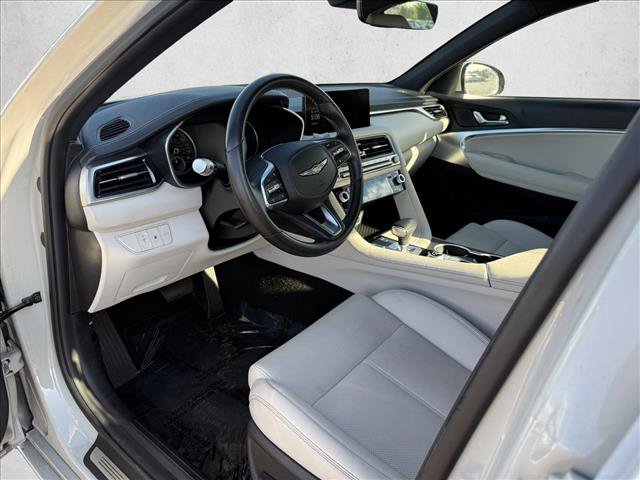 Used 2025 Genesis G70 2.5T RWD image 6