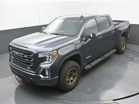 Used 2020 GMC Sierra 1500 AT4 w/ Off-Road Performance Package image 16