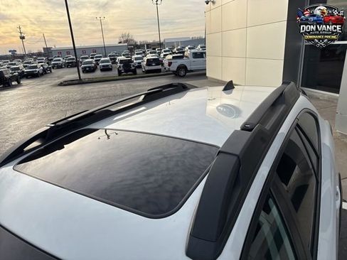 Used 2023 Subaru Outback Onyx Edition image 8