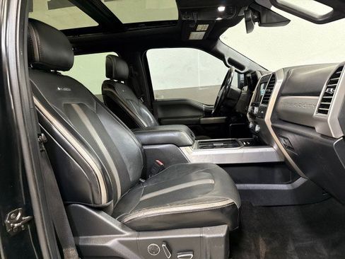 Used 2018 Ford F250 Platinum w/ Platinum Ultimate Package image 51