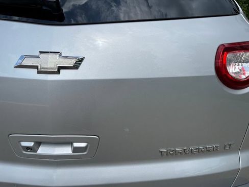 Used 2011 Chevrolet Traverse LT w/ LPO, 'HIT The Road' Package FWD image 45
