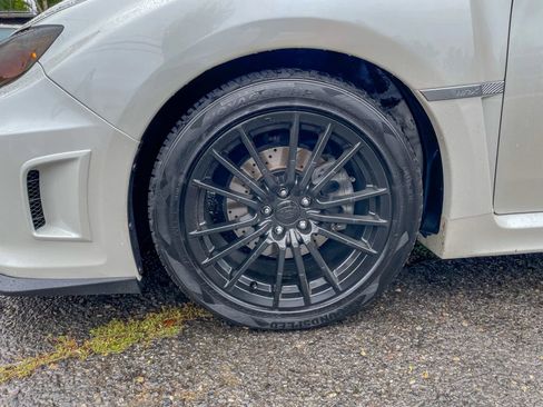 Used 2014 Subaru Impreza WRX Hatchback image 38