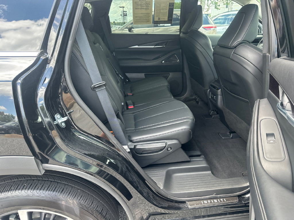 Used 2025 INFINITI QX60 Sensory w/ Vision Package AWD/4WD image 13