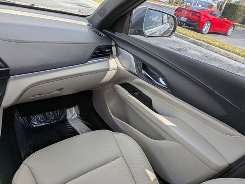 Certified 2021 Cadillac CT4 Premium Luxury image 14