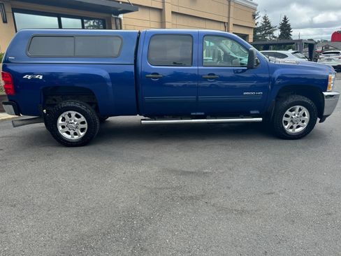 Used 2014 Chevrolet Silverado 2500 LT AWD/4WD image 8