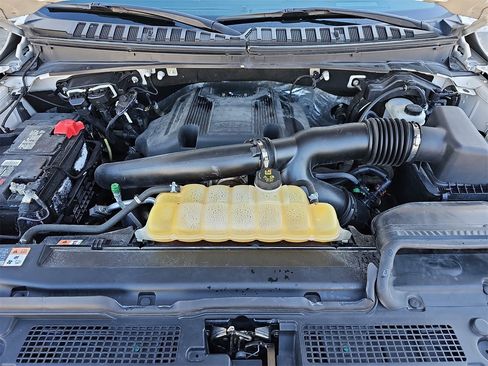 Used 2018 Ford Expedition Limited w/ Equipment Group 301A image 33