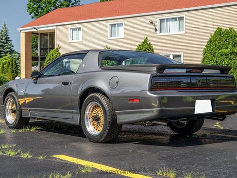 Used 1989 Pontiac Firebird Trans Am RWD image 16