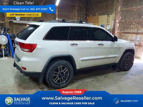 Used 2011 Jeep Grand Cherokee Overland AWD/4WD image 4