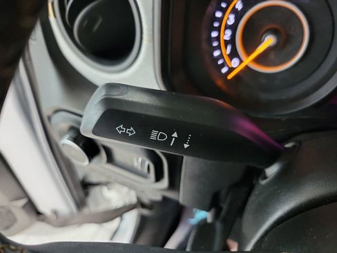 Used 2024 Jeep Wrangler Sport S image 37