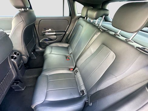 Used 2023 Mercedes-Benz GLA 250 4MATIC image 25