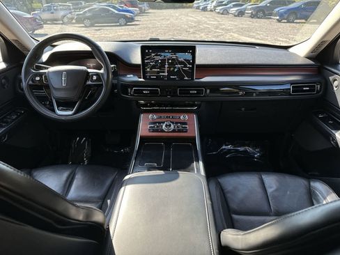Used 2024 Lincoln Aviator Reserve image 10