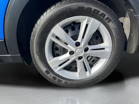 Used 2021 Nissan Kicks S FWD image 9