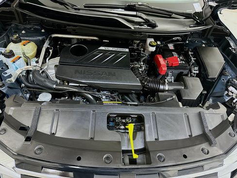 Used 2025 Nissan Rogue SV AWD/4WD image 34
