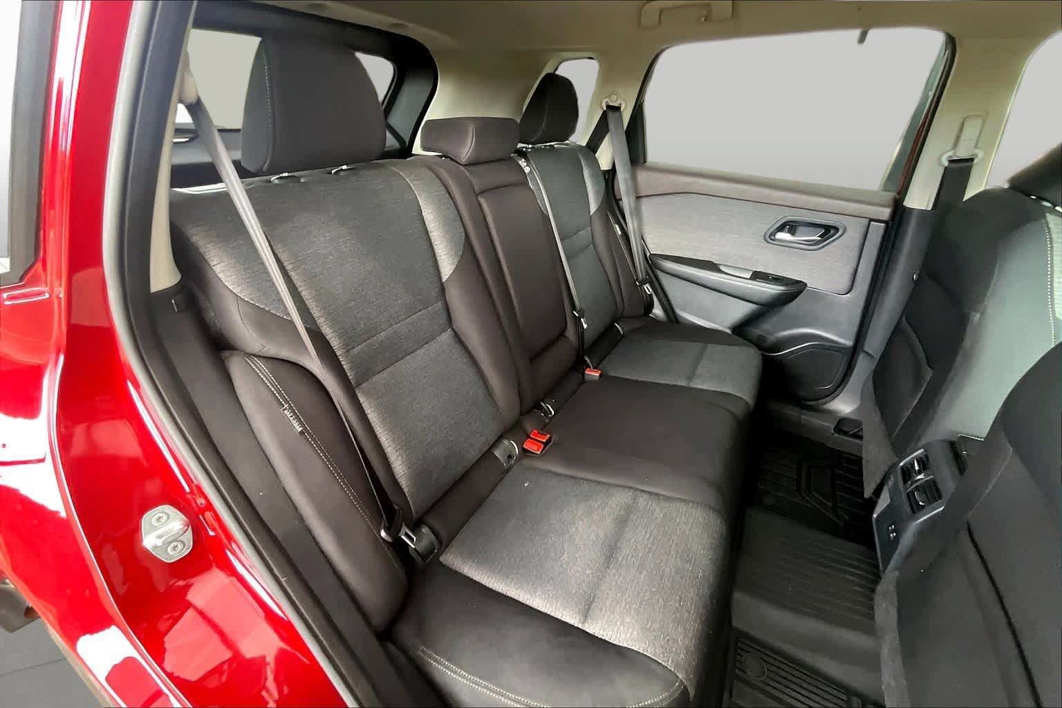 Certified 2021 Nissan Rogue SV AWD/4WD image 20