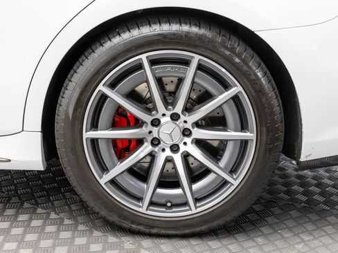 Used 2025 Mercedes-Benz S 63 AMG S w/ Rear Seat Package image 63