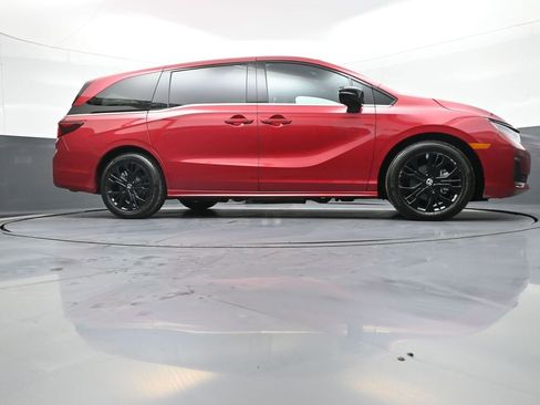 Certified 2025 Honda Odyssey Sport-L image 31