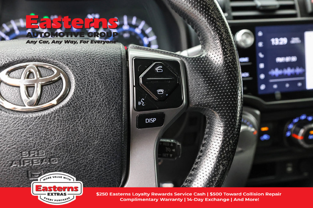 Used 2014 Toyota 4Runner SR5 AWD/4WD image 16