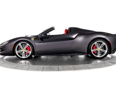 Used 2023 Ferrari 296 GTS RWD image 3