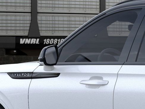 New 2026 Lincoln Aviator Black Label image 19