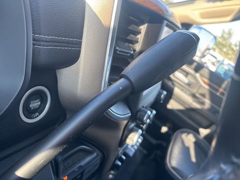 Used 2022 RAM 2500 Laramie image 22