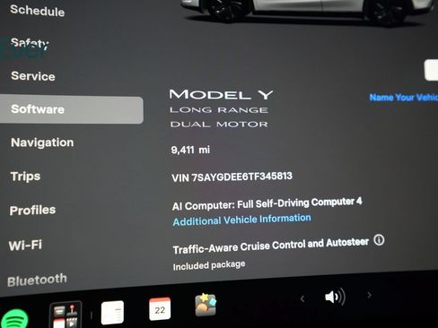 Used 2026 Tesla Model Y AWD image 7