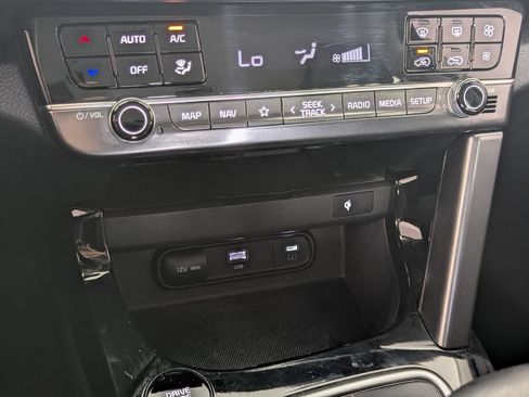 Used 2024 Kia Seltos EX FWD image 20
