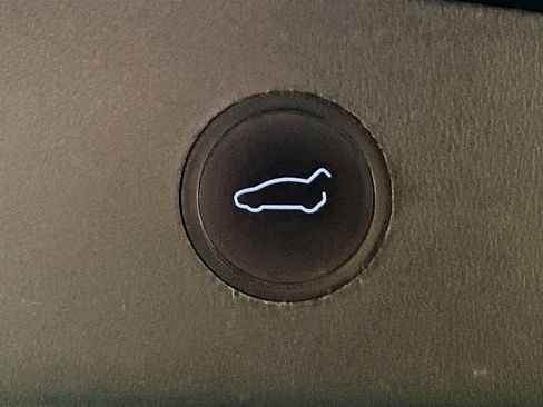 Used 2021 Tesla Model 3 Long Range AWD/4WD image 28
