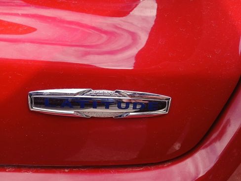 Used 2019 Jeep Compass Latitude FWD image 5
