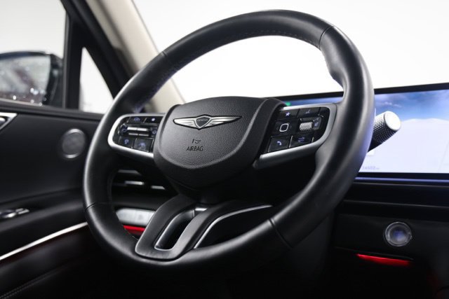 Used 2025 Genesis GV80 2.5T AWD/4WD image 38