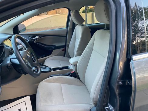 Used 2016 Ford Focus Electric Hatchback image 29