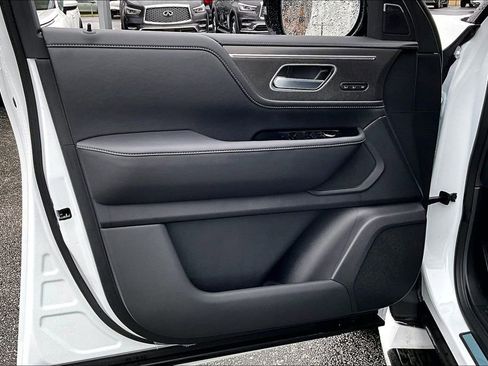 New 2026 INFINITI QX80 Pure RWD image 43