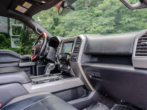 Used 2017 Ford F150 Raptor w/ Equipment Group 802A Luxury AWD/4WD image 31